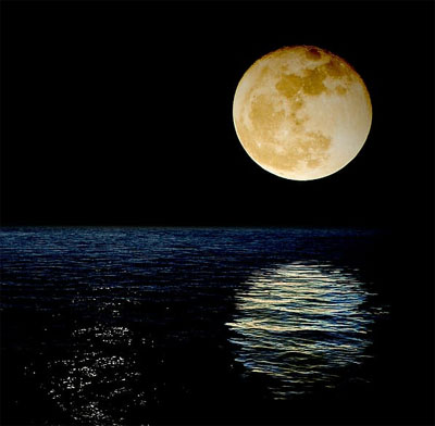 pic lonely moon dp for whatsapp